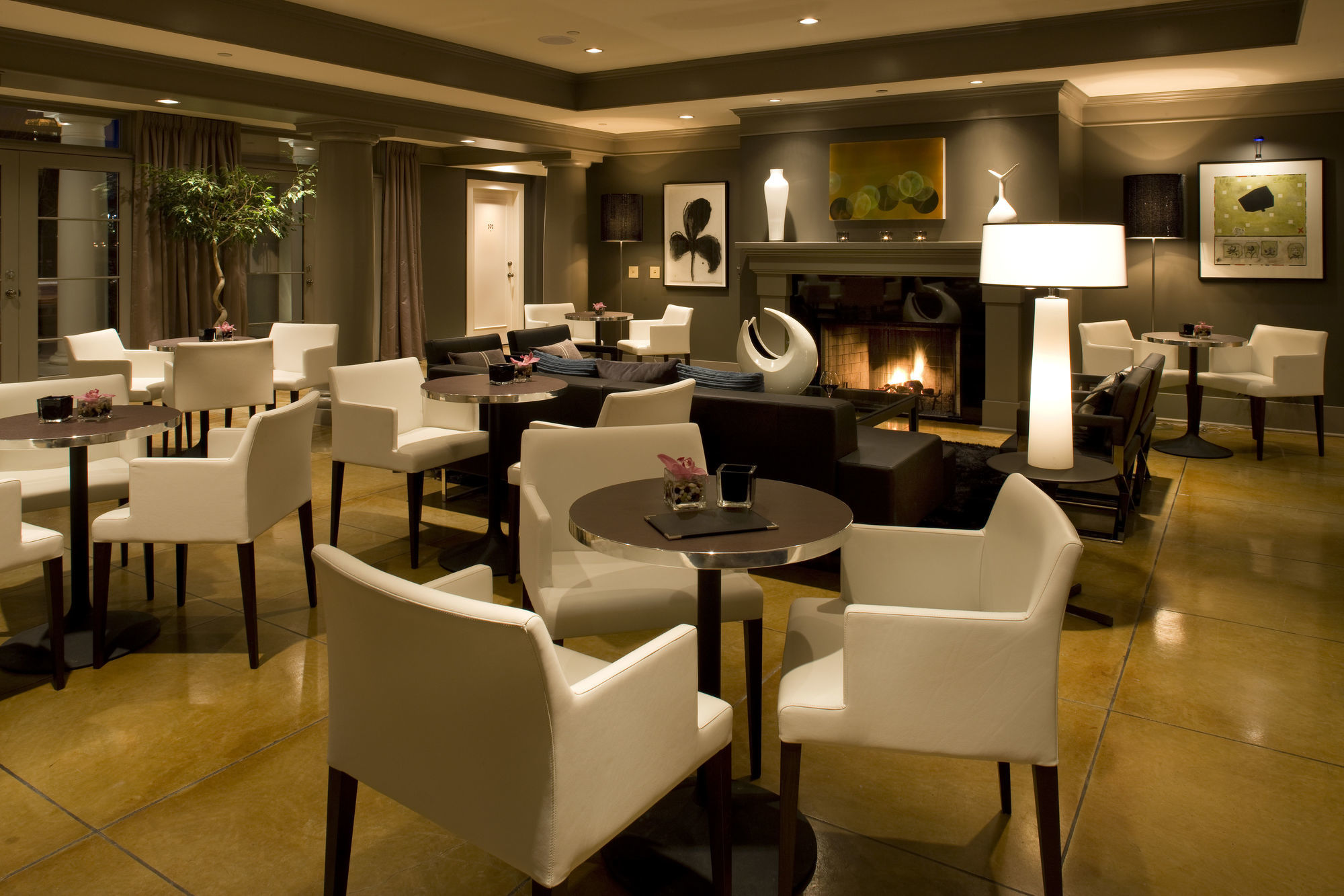 Hotel Arts Kensington Калґарі Екстер'єр фото
